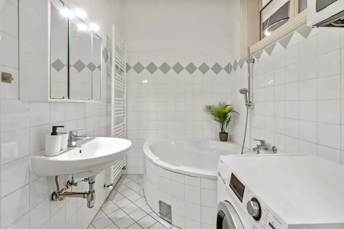 Spacious Apt 3Br I At Mariahilfer Strasse I Wifi Vienna