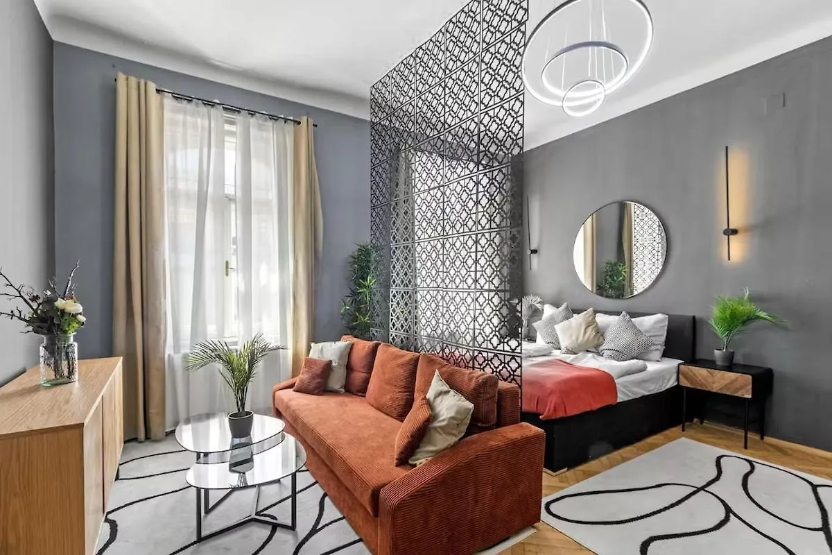 Spacious Apt 3Br I At Mariahilfer Strasse I Wifi Vienna Austria