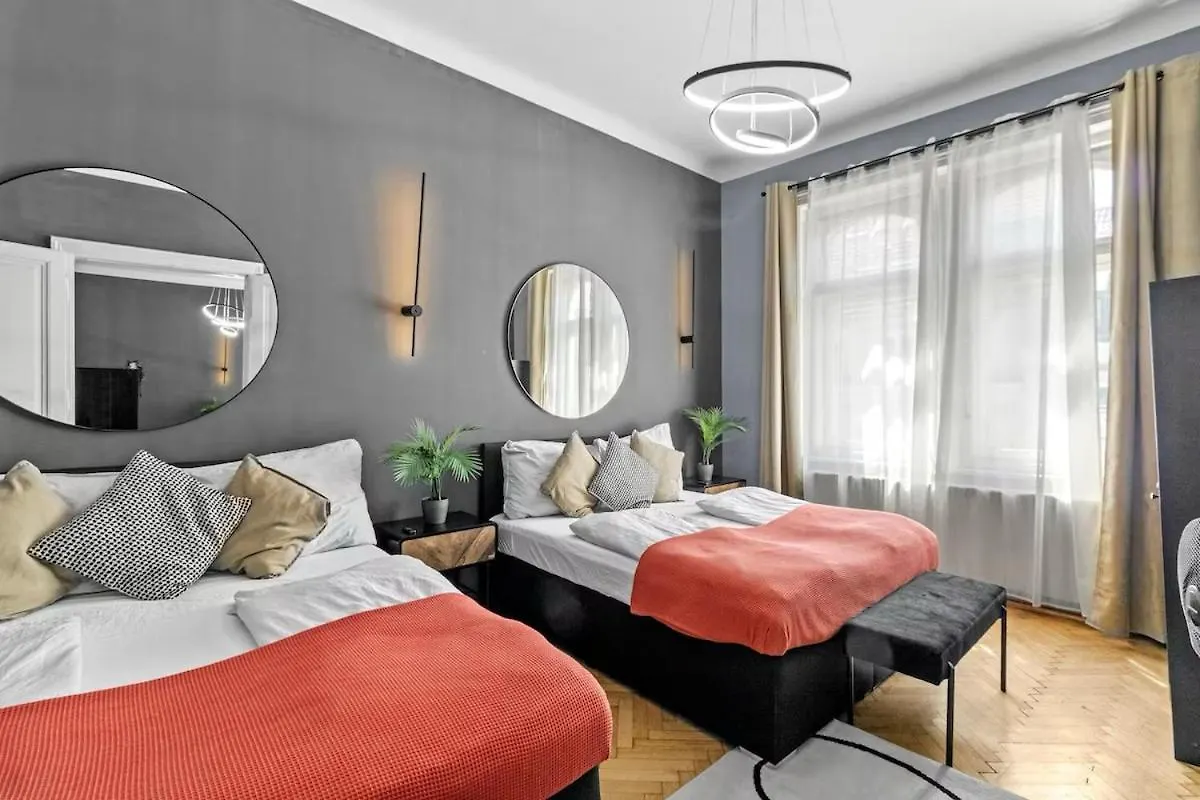 Spacious Apt 3Br I At Mariahilfer Strasse I Wifi Vienna